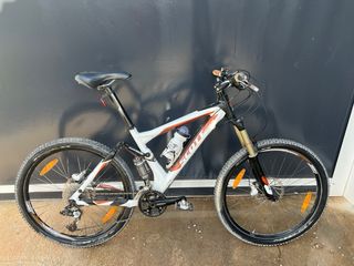 Bicicleta doble suspensión Scott Genius