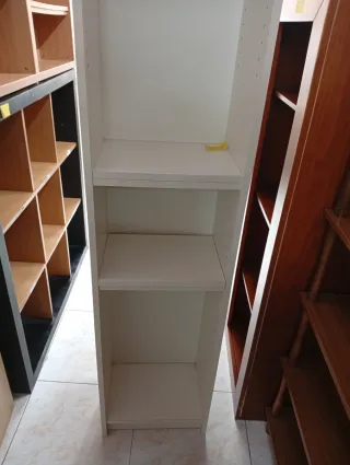 Estantería blanca
