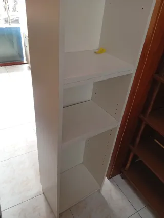Estantería blanca