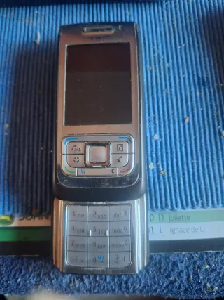 Teléfono LG Negro con Batería