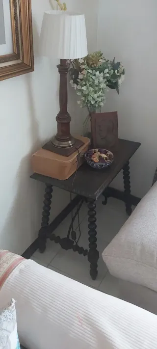 Mueble antiguo de madera