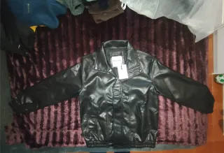 Bershka Chaqueta de cuero Talla S