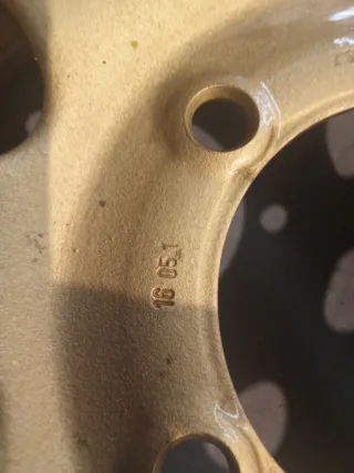 Llanta Suzuki vitara