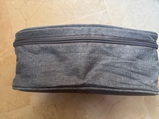 Organizador de cables y accesorios