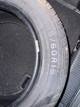 Neumático 185/60R15