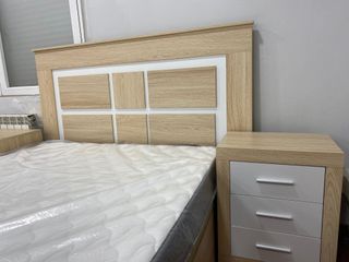 Cabecero y 2 mesitas de noche