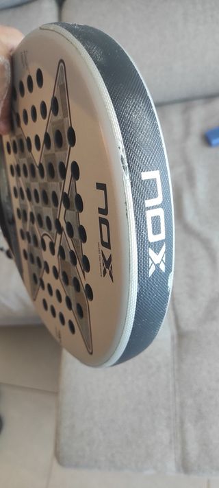 Pala Padel Nox AT10 Genius 18K