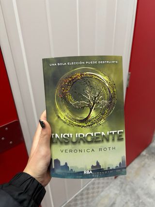 Saga de Divergente los tres libros