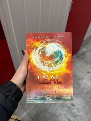 Saga de Divergente los tres libros