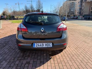 RENAULT MEGANE 1.6 i 16V 5 PUERTAS