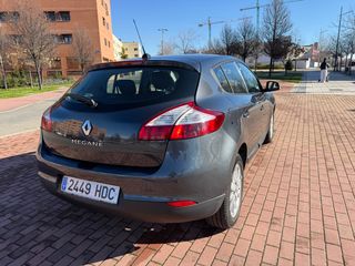 RENAULT MEGANE 1.6 i 16V 5 PUERTAS