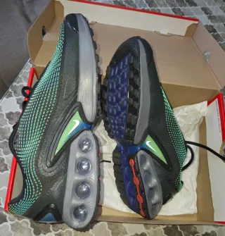 Nike Air Max DN DV3337-010 Talla 42.5