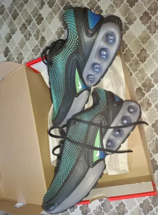Nike Air Max DN DV3337-010 Talla 42.5