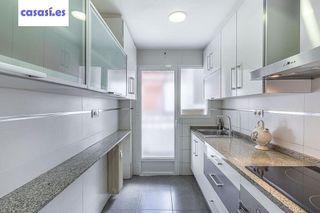 Piso en venta en Barrio de Zaidín en Granada