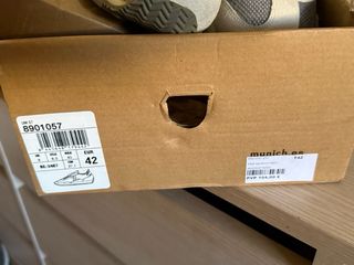 Zapatillas Munich Talla 42 Beige/Amarillo