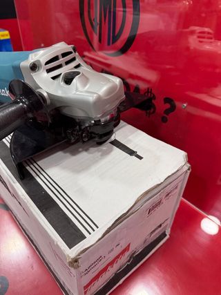 Amoladora Makita GA9050R 230mm