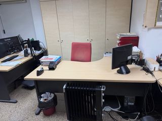 Mobiliario de oficina completo