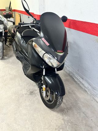 Suzuki Burgman 200cc Automática