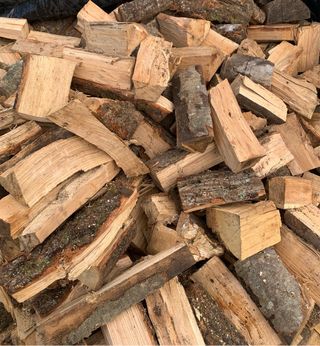 Leña de roble seca