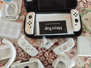 Accessori Nintendo Switch e OLED