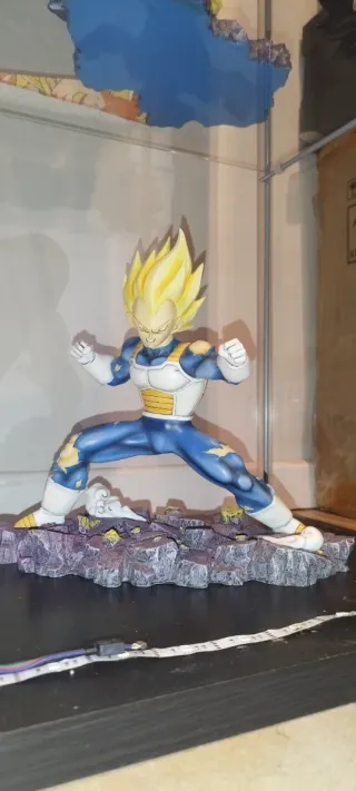 Figura Resina Vegeta Dragón Ball Z Super Guerrer