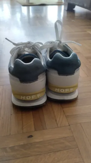 Zapatillas Hoff grises y blancas