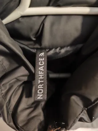 Chaqueta The North Face Negra y Gris