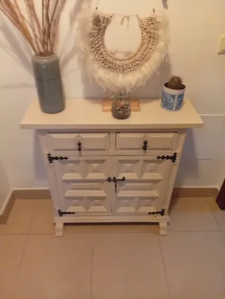 Mueble entredatita antiguo madera y metal