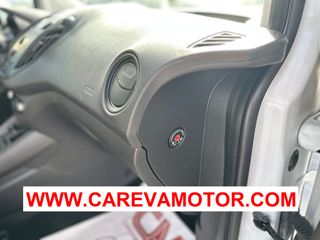 Ford Transit Courier 2020