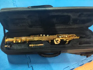 Saxo Soprano Jupiter JSS1000Q Lacado