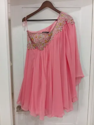 Vestido fiesta pedrería rosa y dorado