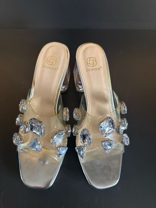 Sandalias GIVANA transparentes con pedrería