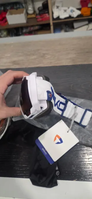 Maschera da sci bianca con lenti blu