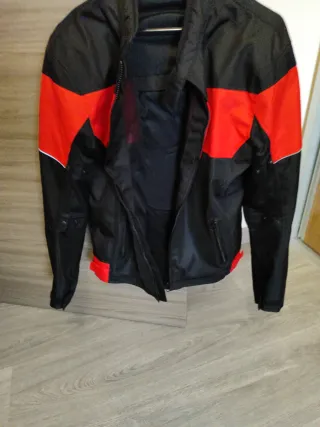 Chaqueta Moto Negra y Roja Talla XL