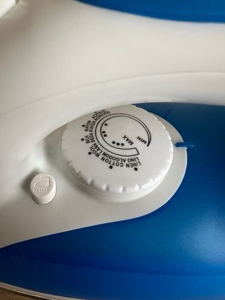 Plancha DVTECH blanca y azul