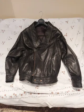 Cazadora de cuero auténtico