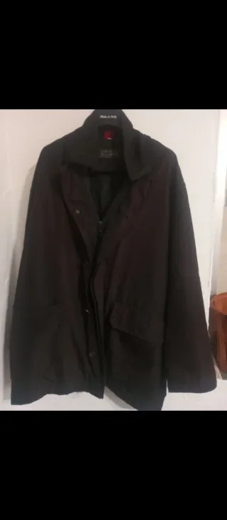 Chaqueta negra talla 52 nueva
