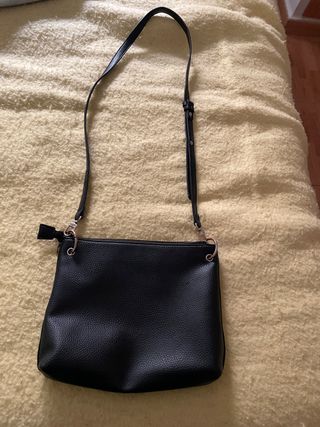 Bolso Negro bandolera