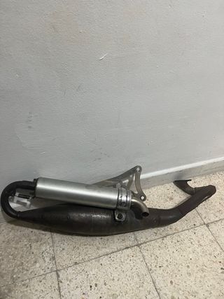 Tubo de escape Yasuni R para restaurar