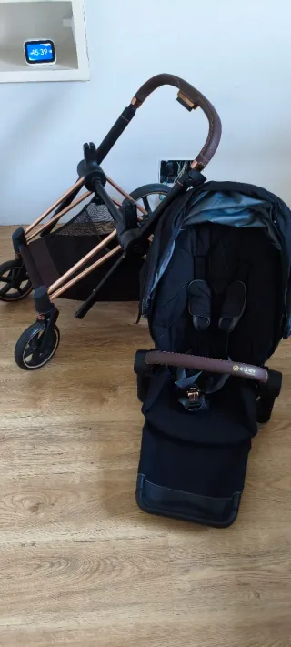 Capazo y silla de Paseo Cybex Priam Platino