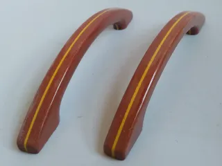 Lote 22 tiradores Vintage en Madera (1980s)