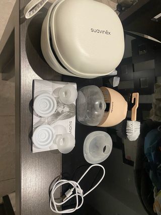 Sacaleches Suavinex con estuche y accesorios