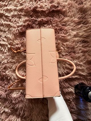 Bolso rosa bebé con monedero