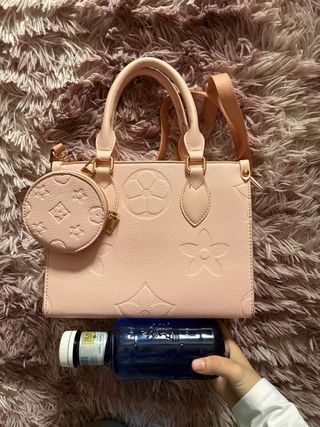 Bolso rosa bebé con monedero