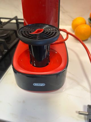 Cafetera Dolce Gusto Roja DeLonghi