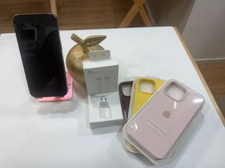 iPhone 16 Pro Max Dorado/Plateado