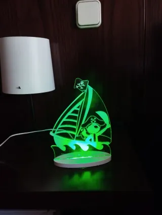 Lámpara quitamiedos pirata infantil