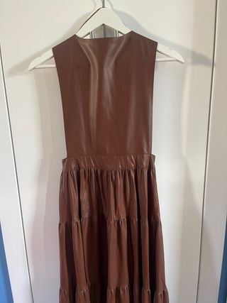 Vestido Pichi Polipiel Marrón Zara Talla XS