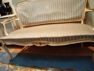 Sofá y butacas Luis XV tela y madera