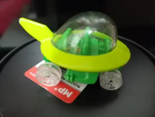 Coche nave Hot Wheels jetsons Los Supersónicos 4cm